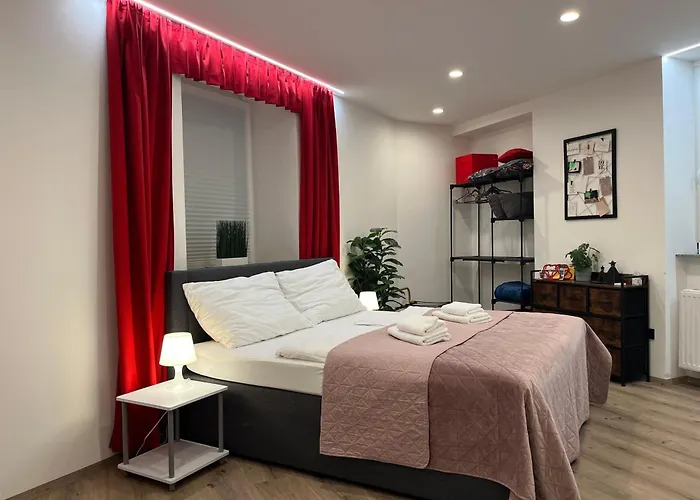 Red Comfort Retreat *