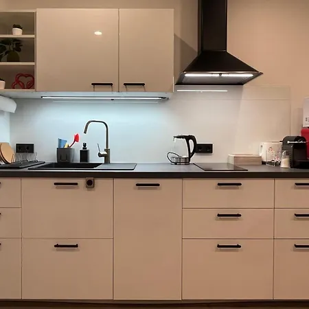 Red Comfort Retreat *